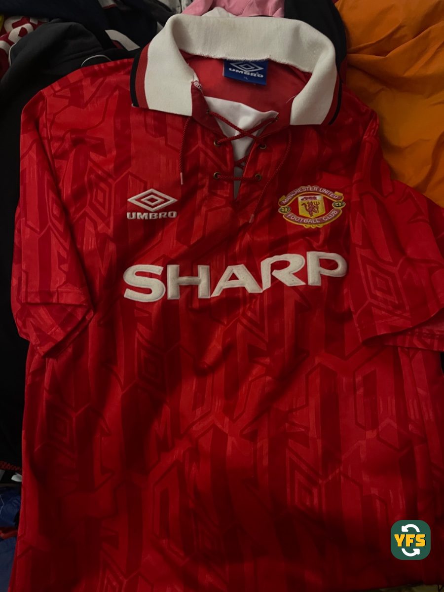 Manchester United 1992-1993 Home Store Version Umbro - YourFootballShirt - Photo 1