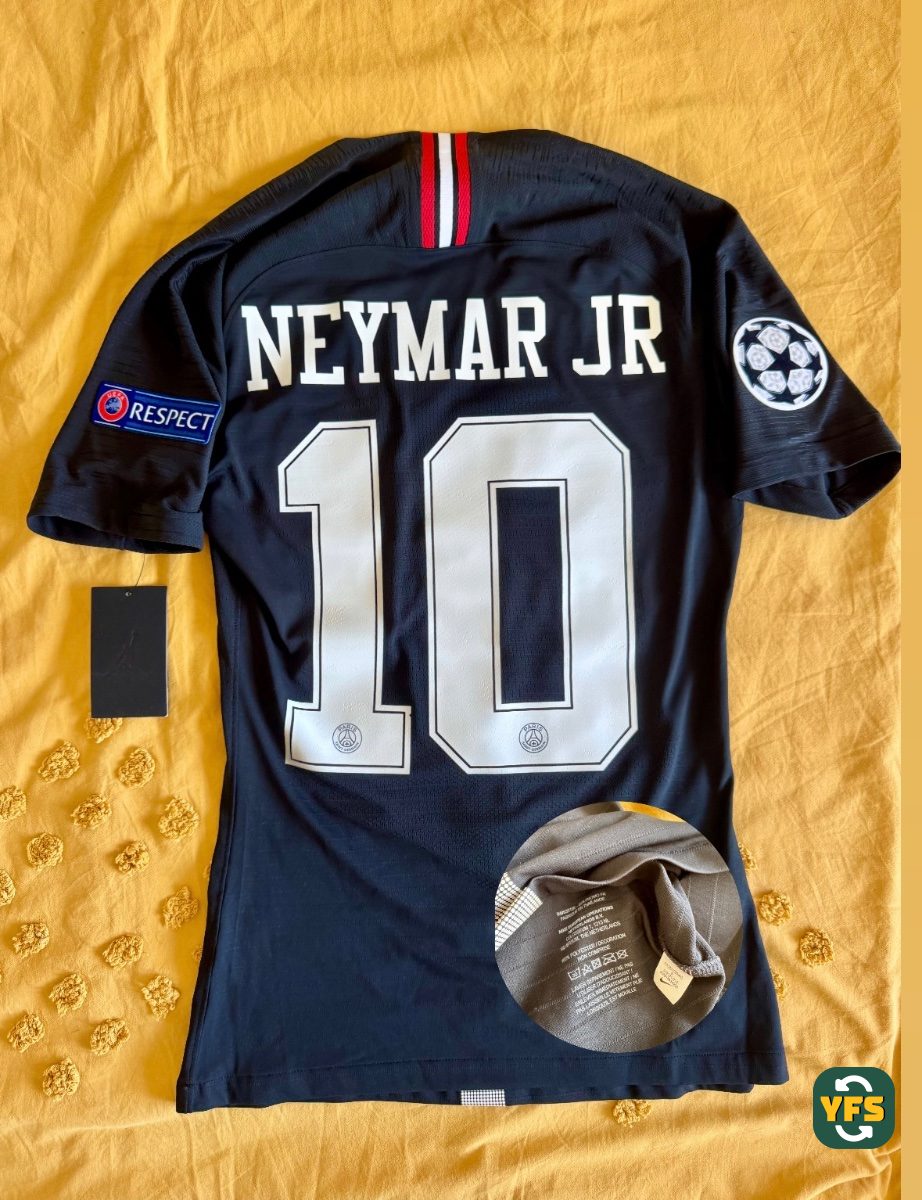 PSG 2018-2019 Third Issued Nike - YourFootballShirt - Photo 1