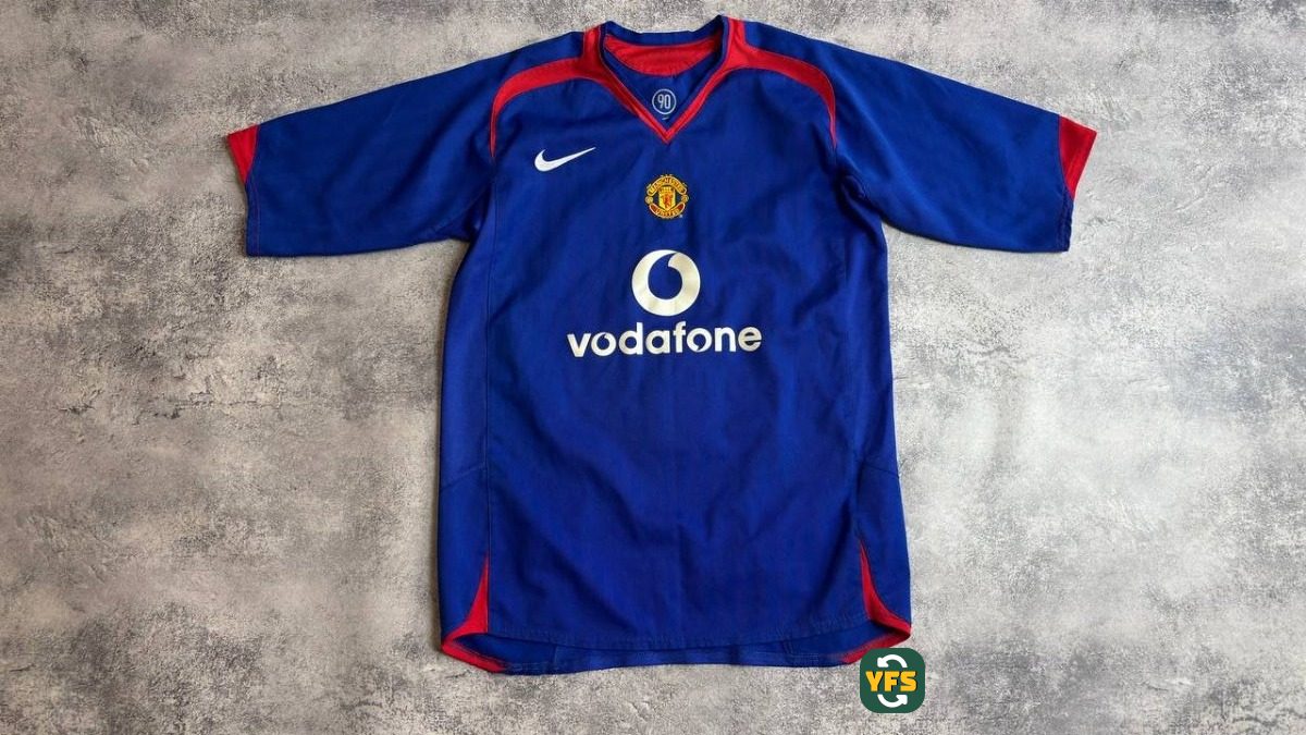 Manchester United 2005-2006 Away Store Version Nike - YourFootballShirt - Photo 1