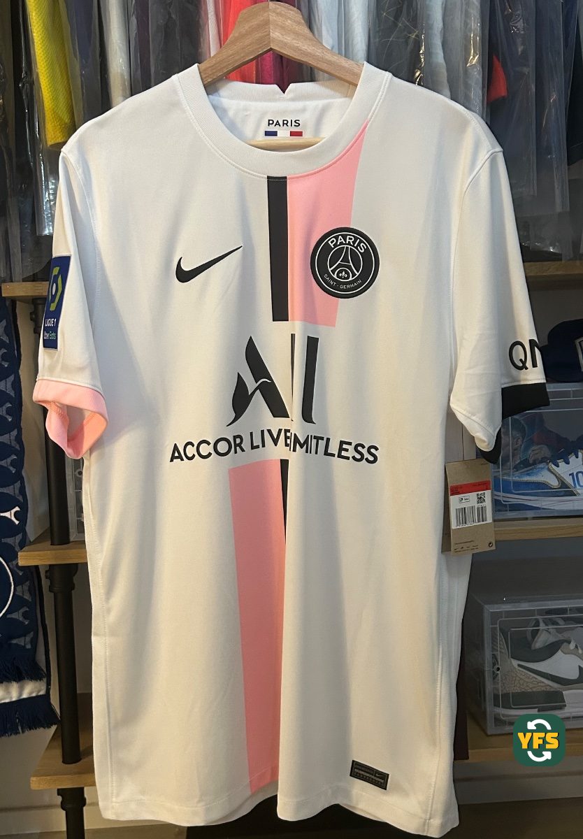 PSG 2021-2022 Away Store Version Nike - YourFootballShirt - Photo 1