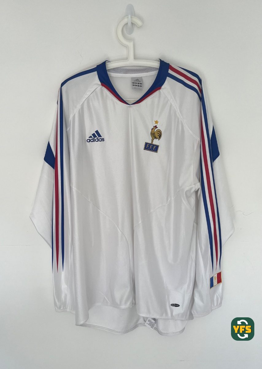 France 2004-2005 Away Issued Adidas - YourFootballShirt