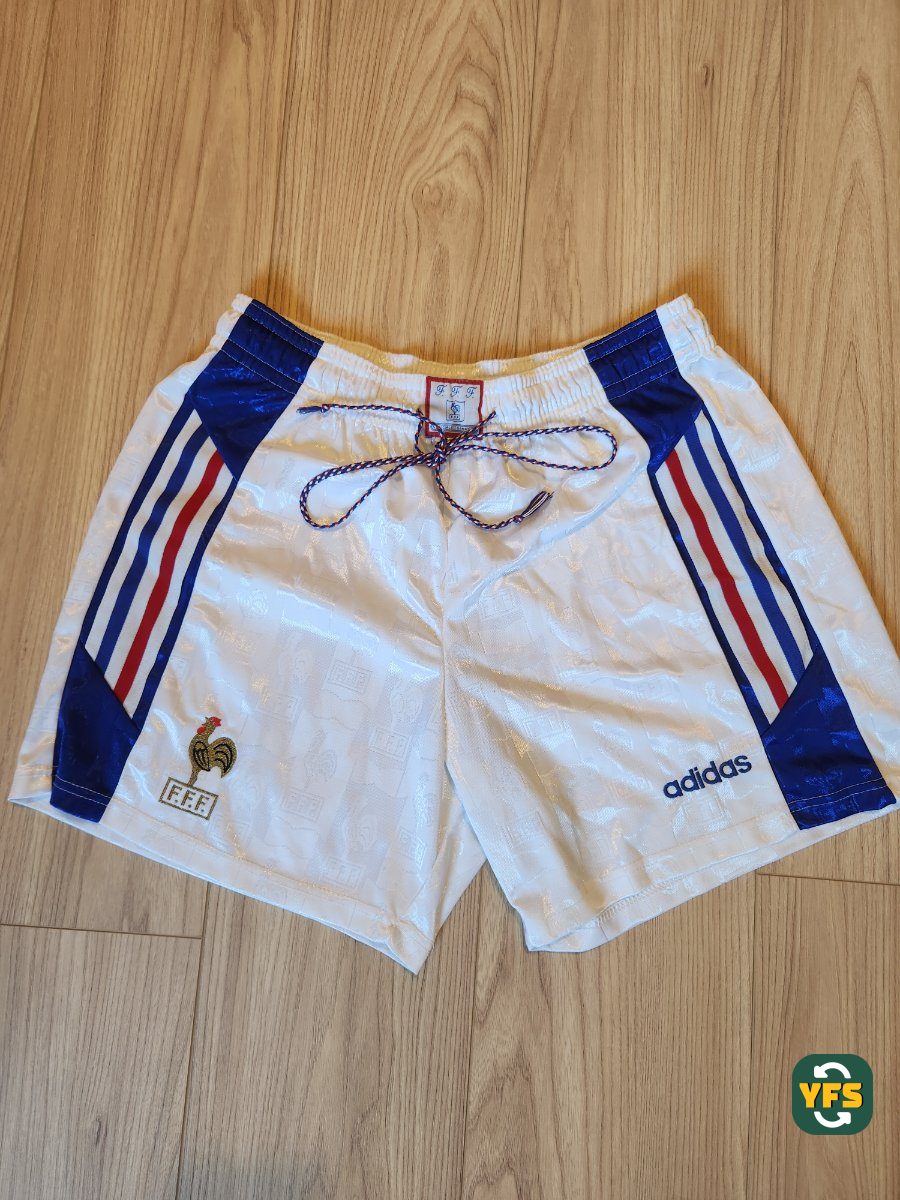 France 1996-1997 Home Store Version Adidas - YourFootballShirt - Photo 1