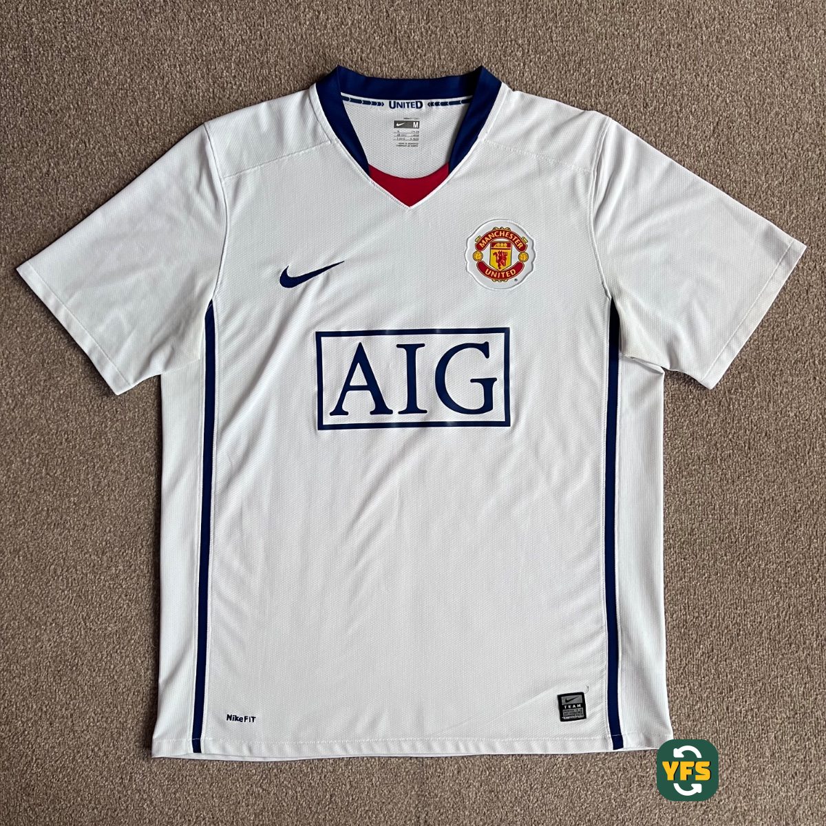 Manchester United 2008-2009 Away Store Version Nike - YourFootballShirt - Photo 1