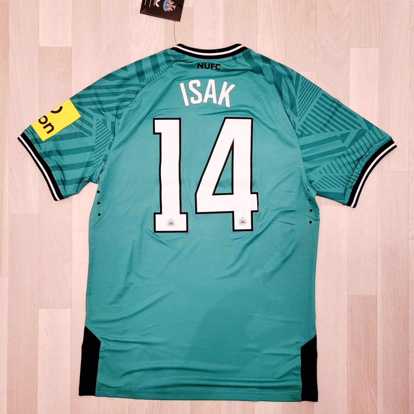 Newcastle United 2023-2024 Away Pro Version Castore - YourFootballShirt - Photo 1