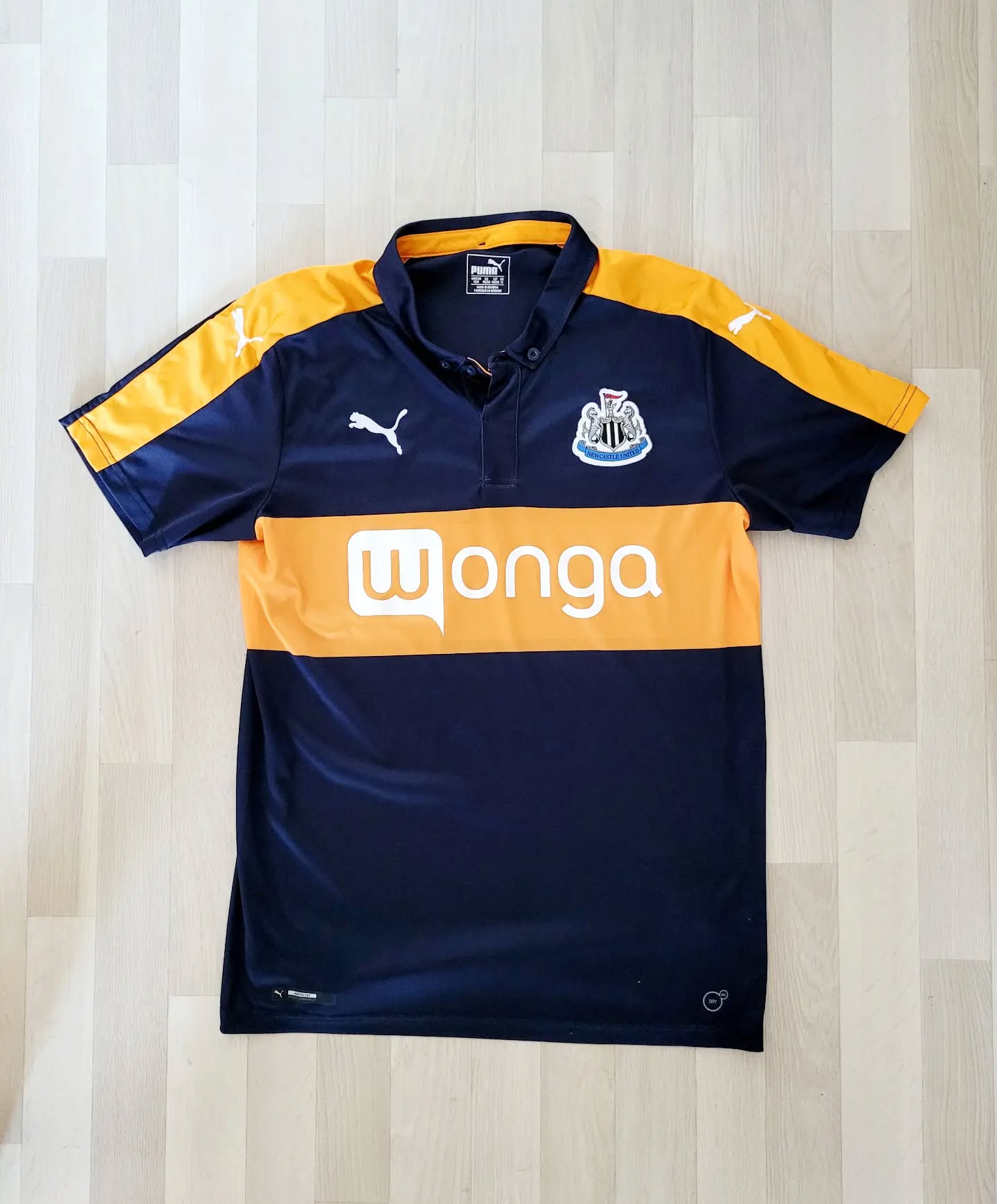 Newcastle United 2016-2017 Away Store Version Puma - YourFootballShirt