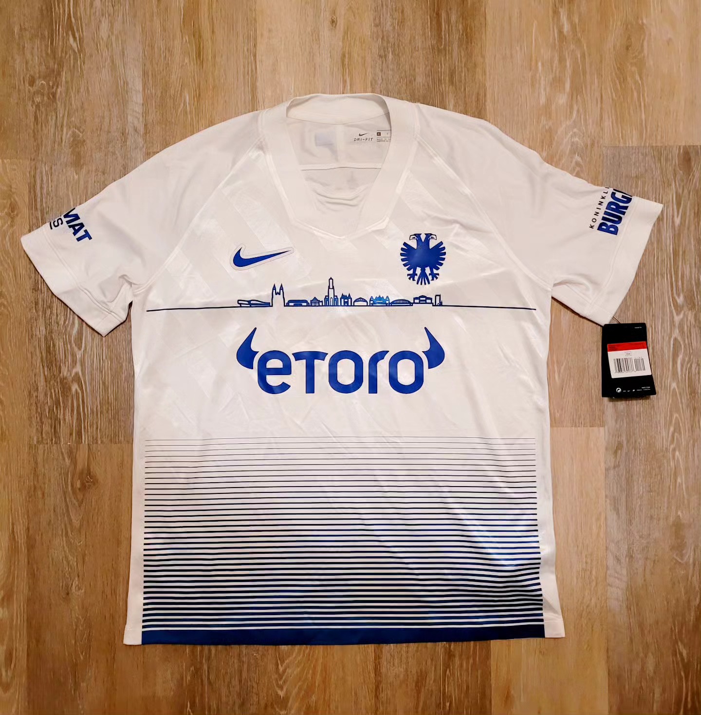 Vitesse Arnhem 2021-2022 Away