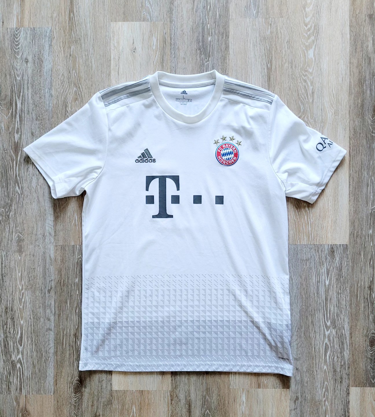 Bayern Munich 2019-2020 Away