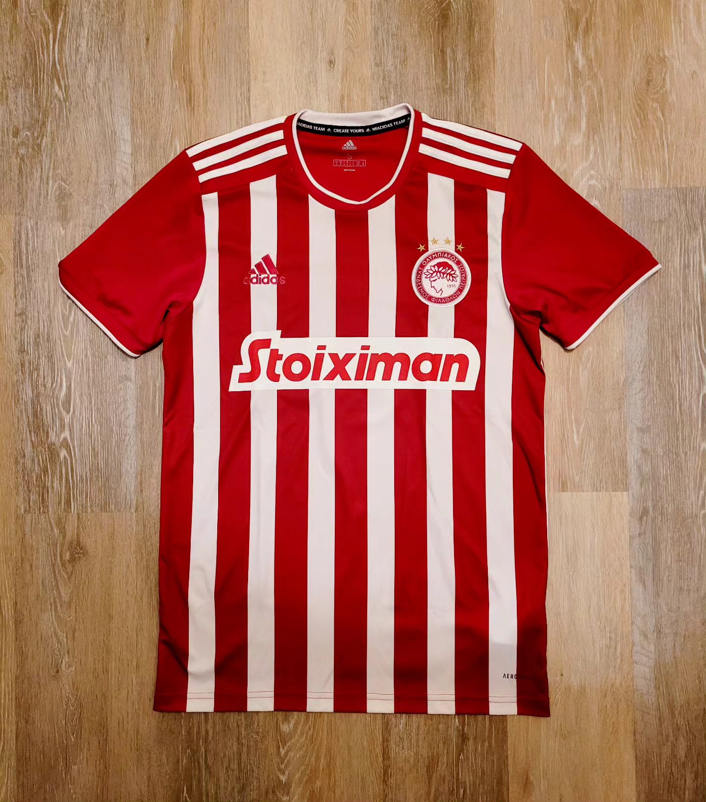 Olympiacos FC 2021-2022 Home
