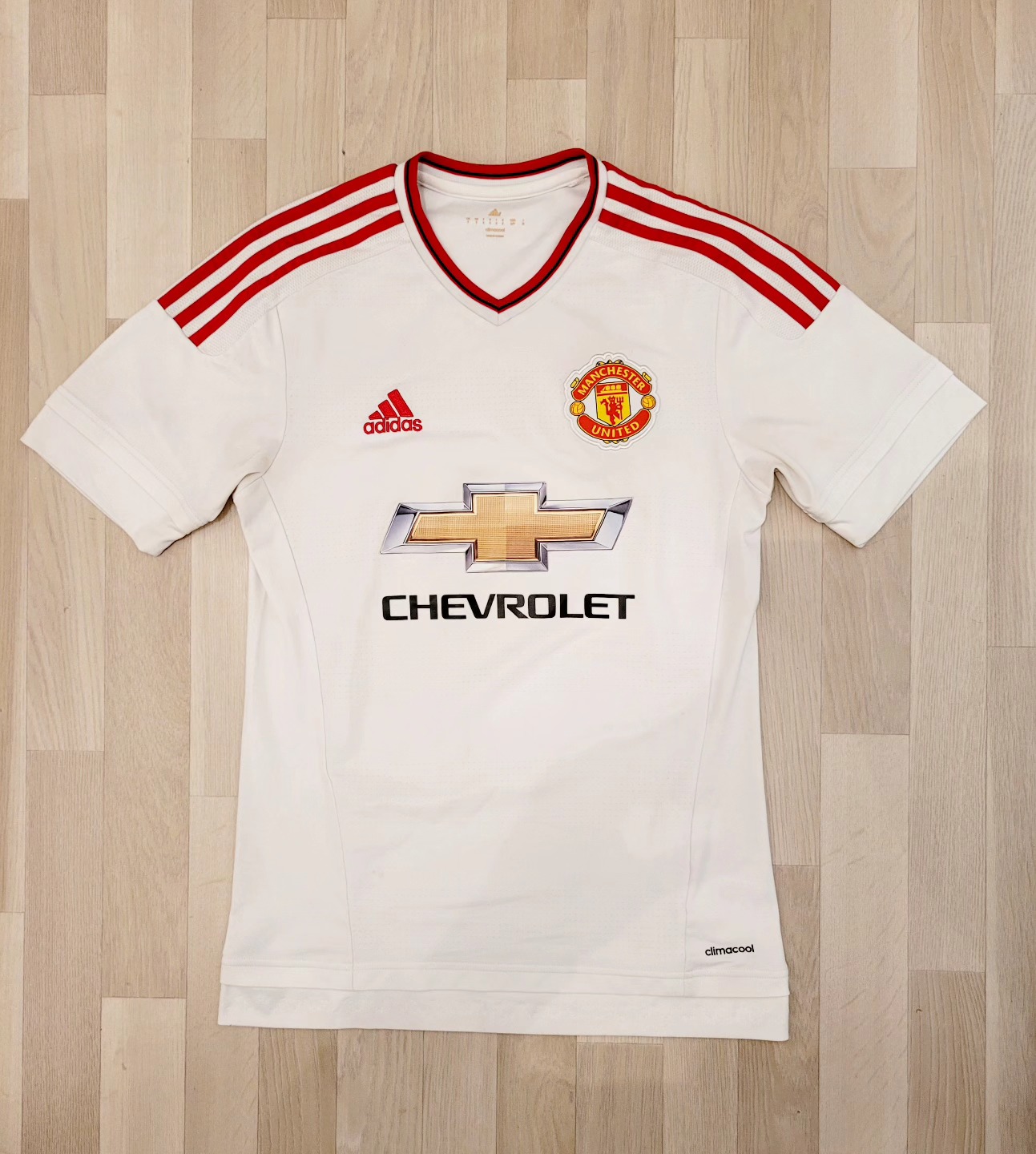 Manchester United 2015-2016 Away Store Version Adidas - YourFootballShirt
