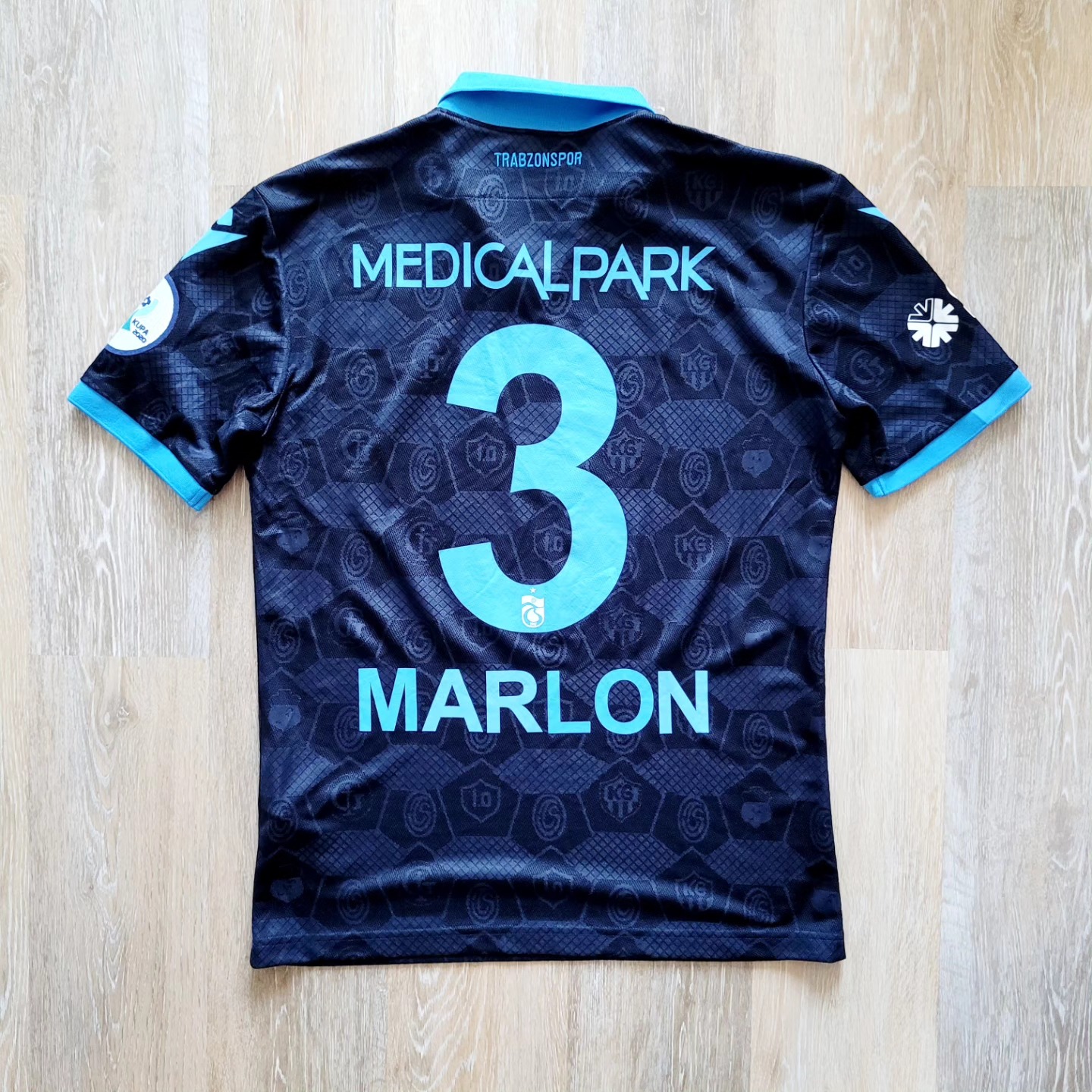 Trabzonspor 2020-2021 Third Issued Macron - YourFootballShirt - Photo 1