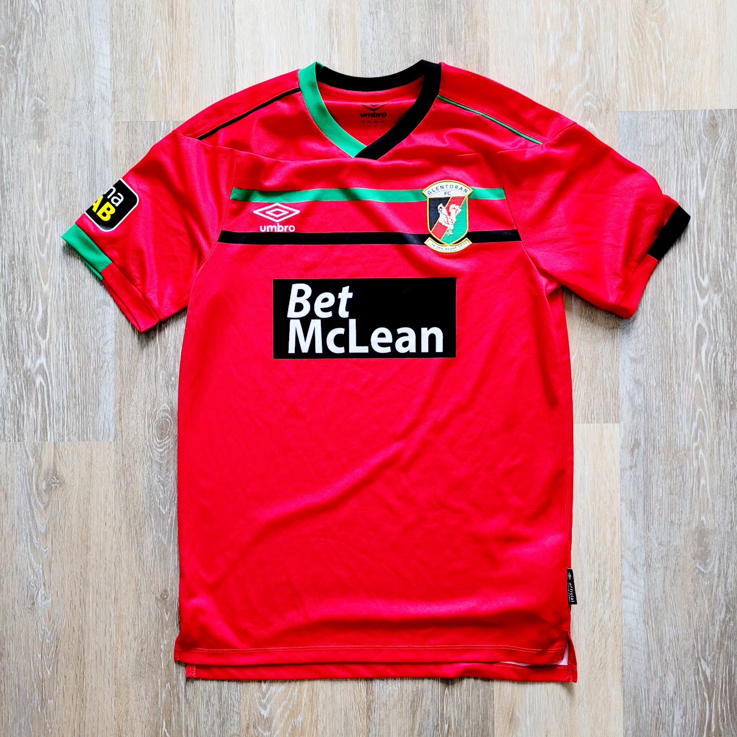 Glentoran 2020-2021 Away