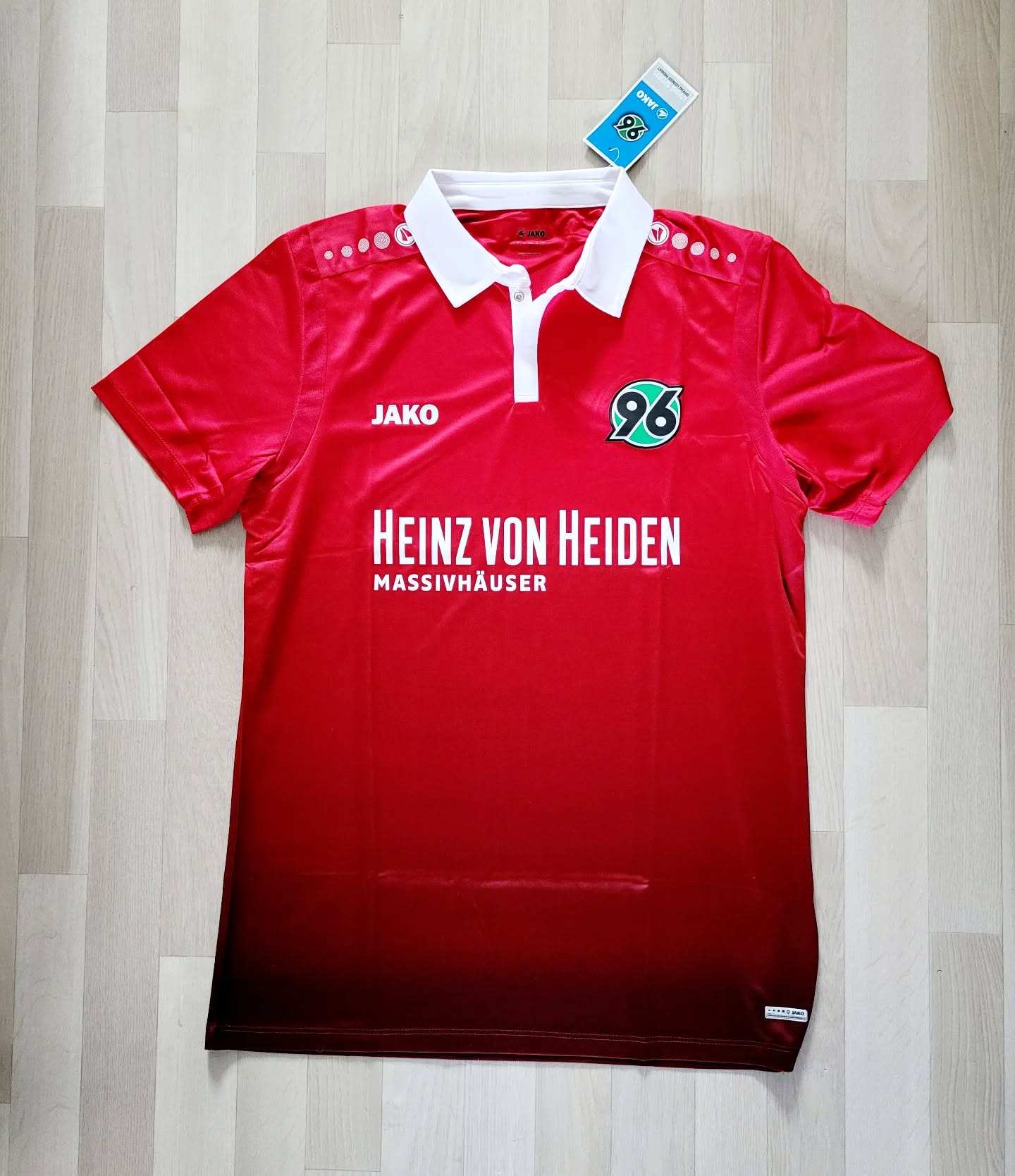 Hannover 96 2017-2018 Home