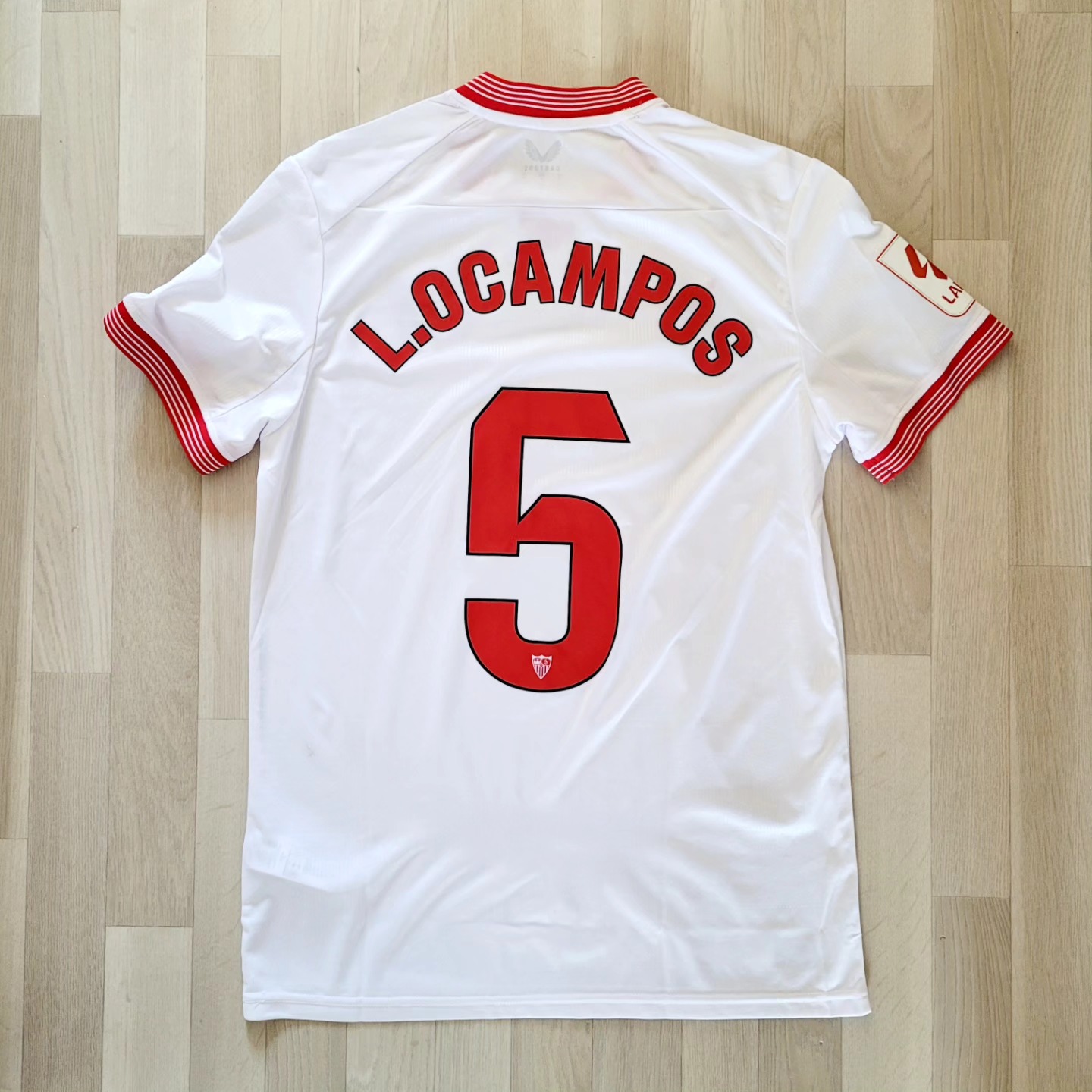 Sevilla FC 2023-2024 Home Store Version Castore - YourFootballShirt - Photo 1