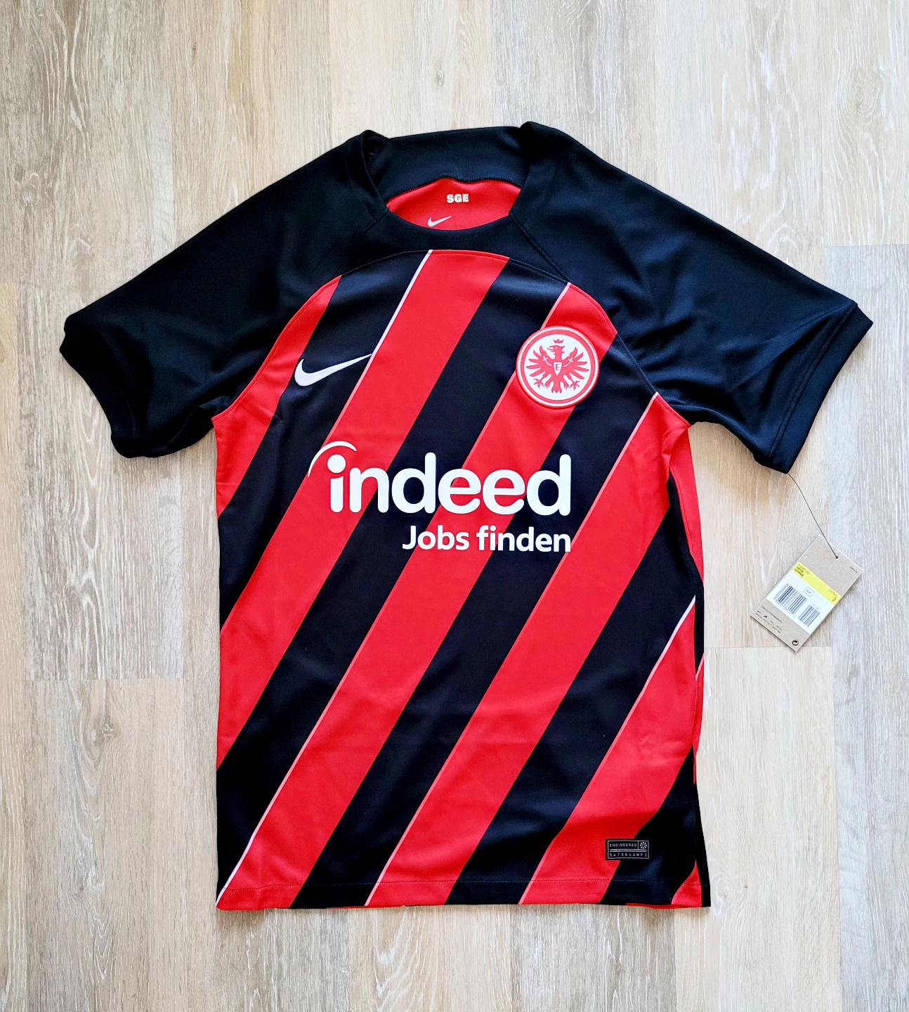 Eintracht Frankfurt 2023-2024 Home Store Version Nike - YourFootballShirt