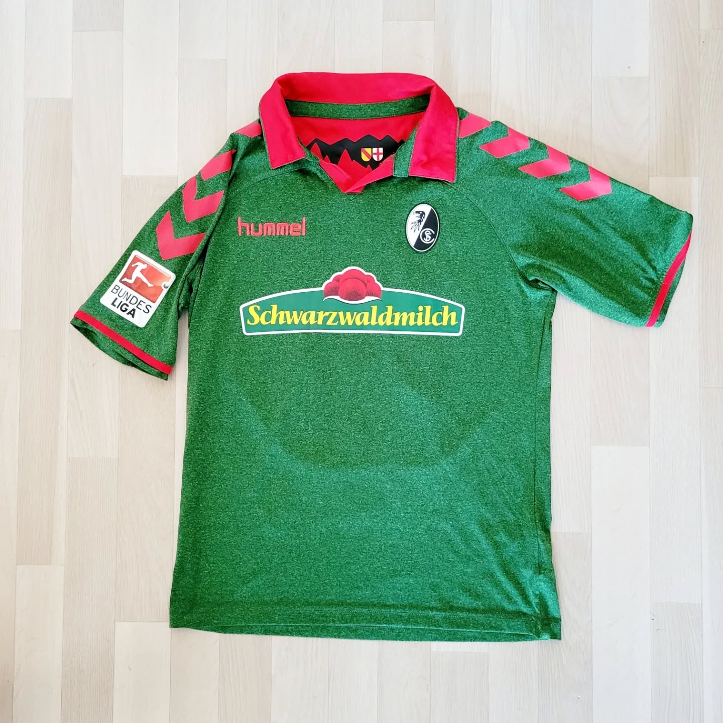 SC Freiburg 2016-2017 Third Petersen #18