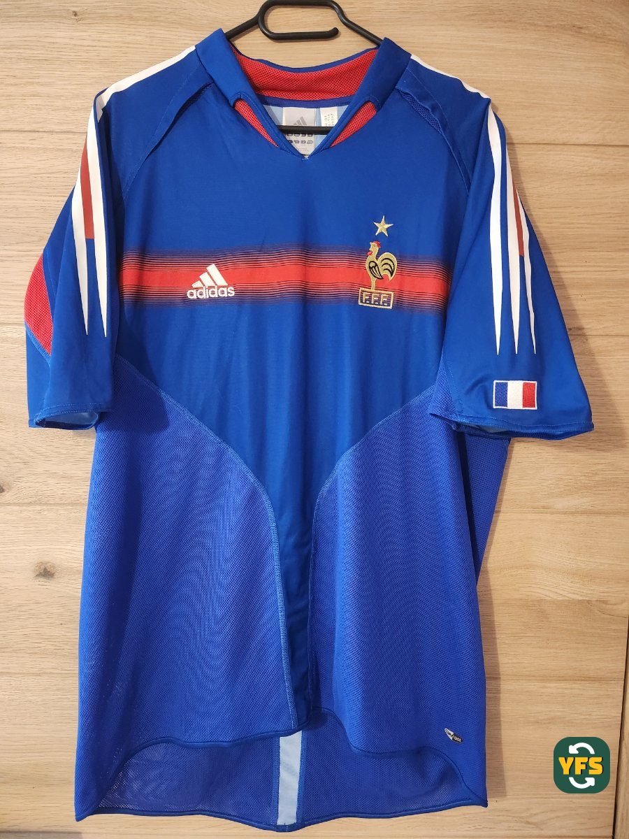 France 2004-2005 Home Store Version Adidas - YourFootballShirt - Photo 1