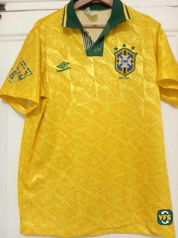 Brazil 1992-1993 Home Store Version Umbro - YourFootballShirt - Photo 1