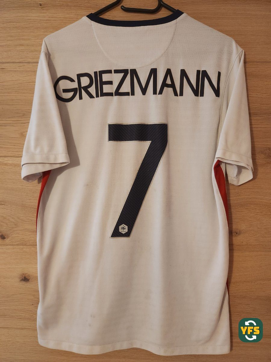 France 2015-2016 Away Store Version Nike - YourFootballShirt - Photo 1