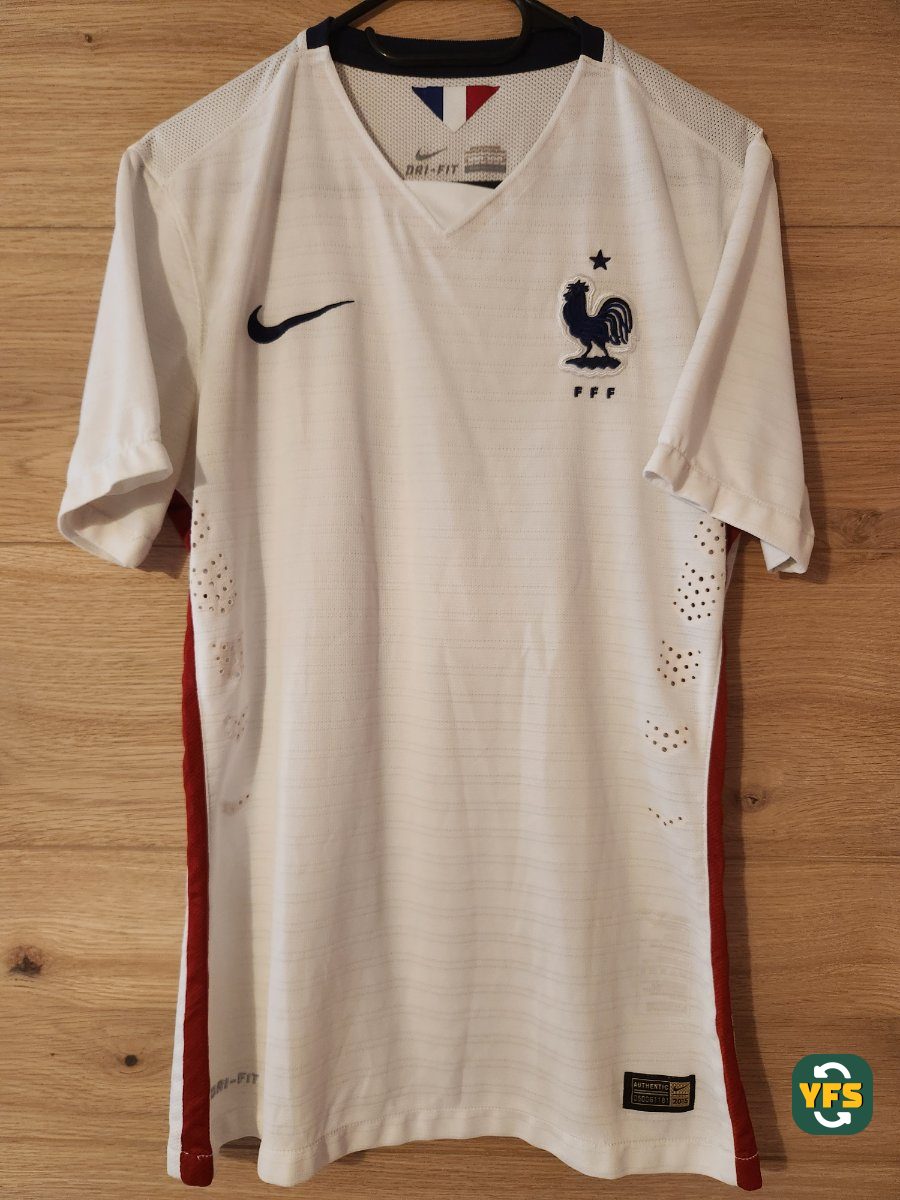 France 2015-2016 Away Issued Nike - YourFootballShirt - Photo 1