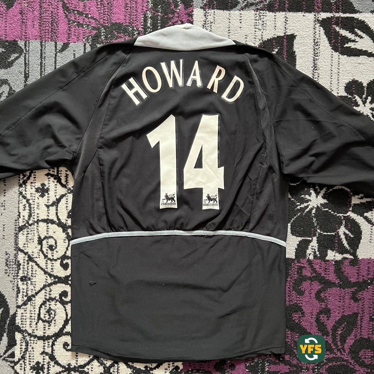 Manchester United 2002-2003 Goalkeeper Store Version Nike - YourFootballShirt - Photo 1