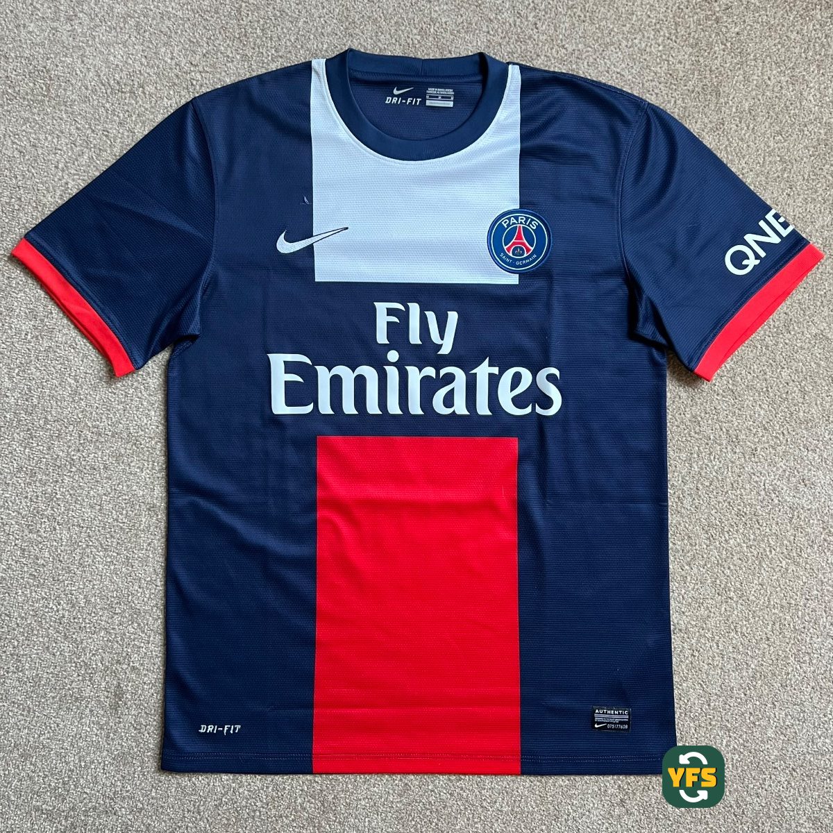 PSG 2013-2014 Home Store Version Nike - YourFootballShirt - Photo 1