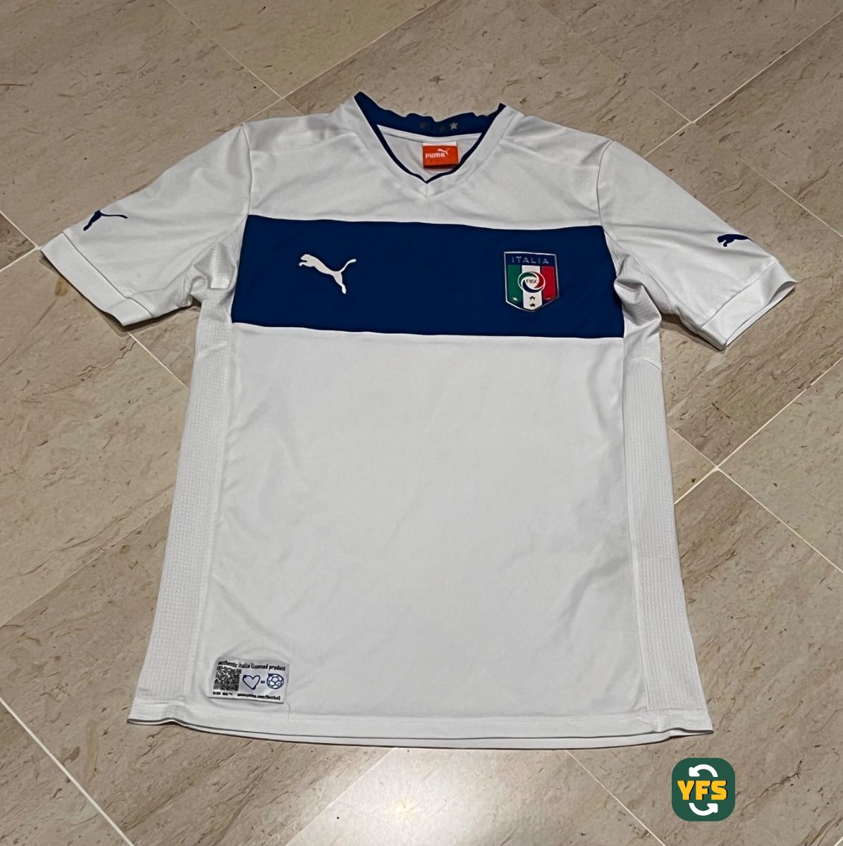 Italy 2012-2013 Away Store Version Puma - YourFootballShirt - Photo 1