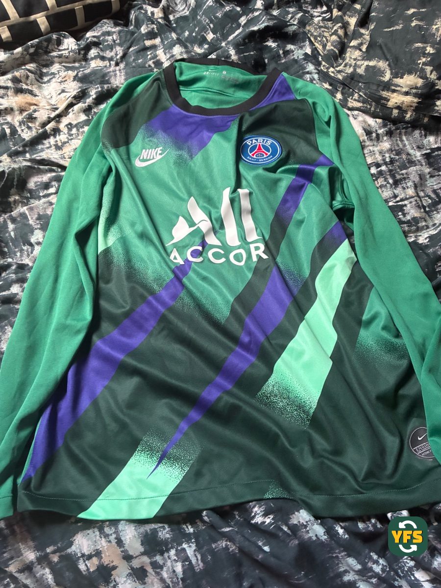 PSG 2019-2020 Goalkeeper Store Version Nike - YourFootballShirt - Photo 1