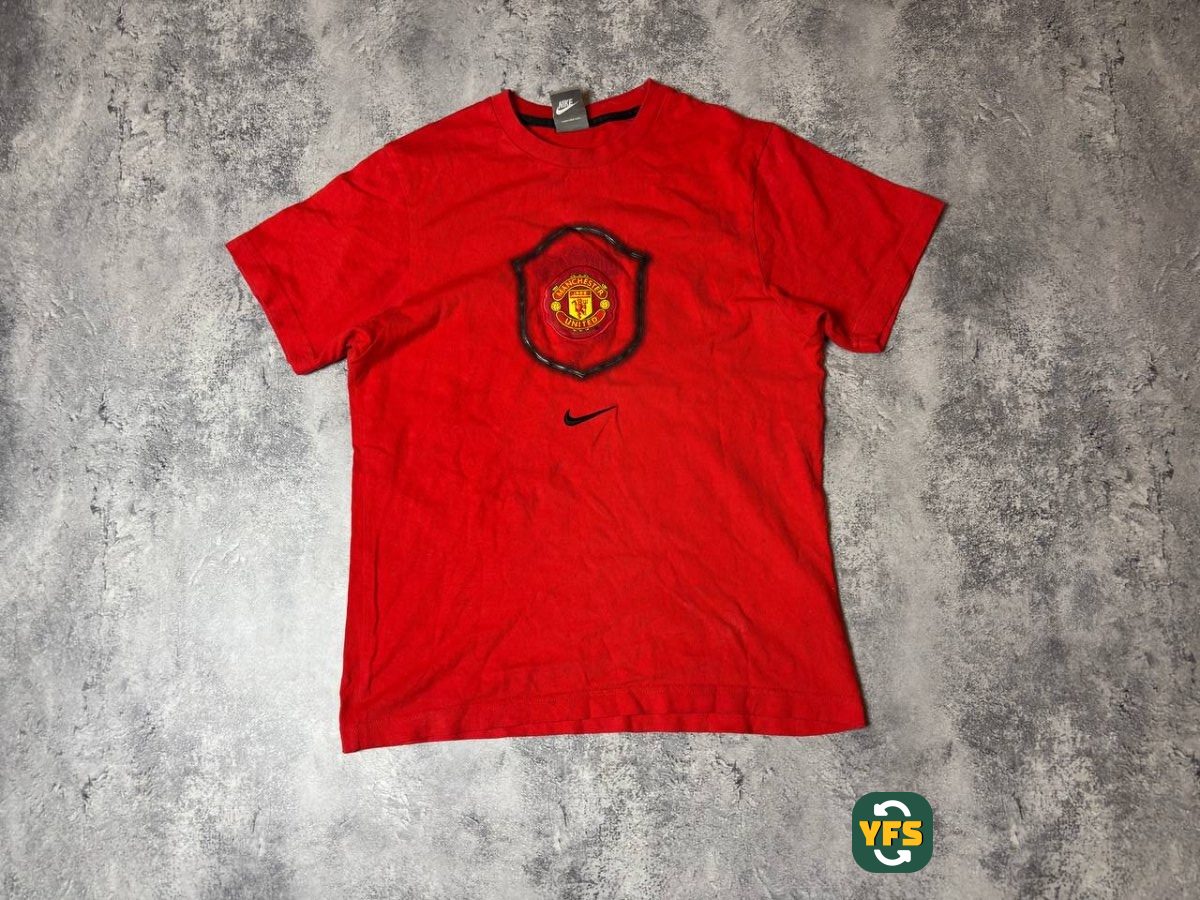 Manchester United 2002-2003 Training Store Version Nike - YourFootballShirt - Photo 1