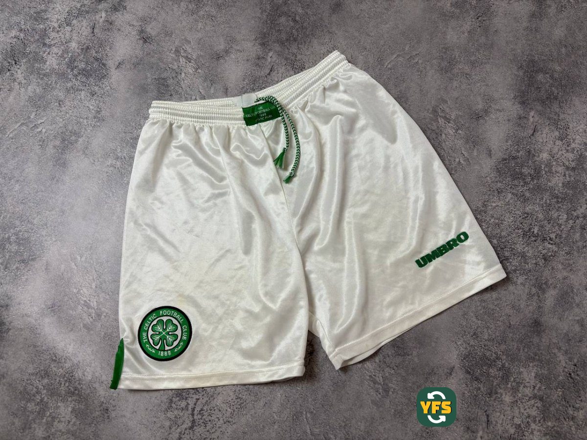 Celtic FC 1997-1998 Home Store Version Umbro - YourFootballShirt - Photo 1