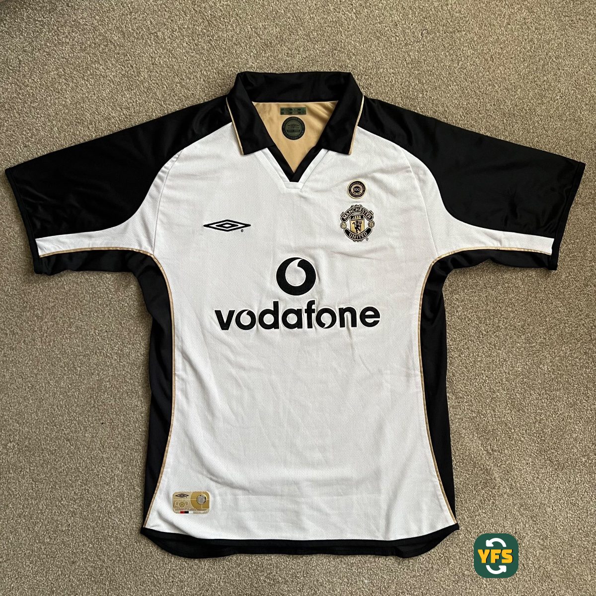 Manchester United 2001-2002 Away Store Version Umbro - YourFootballShirt - Photo 1