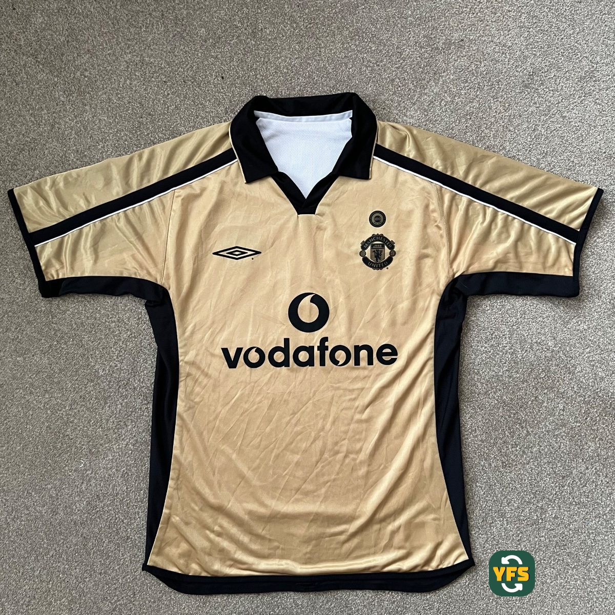 Manchester United 2001-2002 Third Store Version Umbro - YourFootballShirt - Photo 1