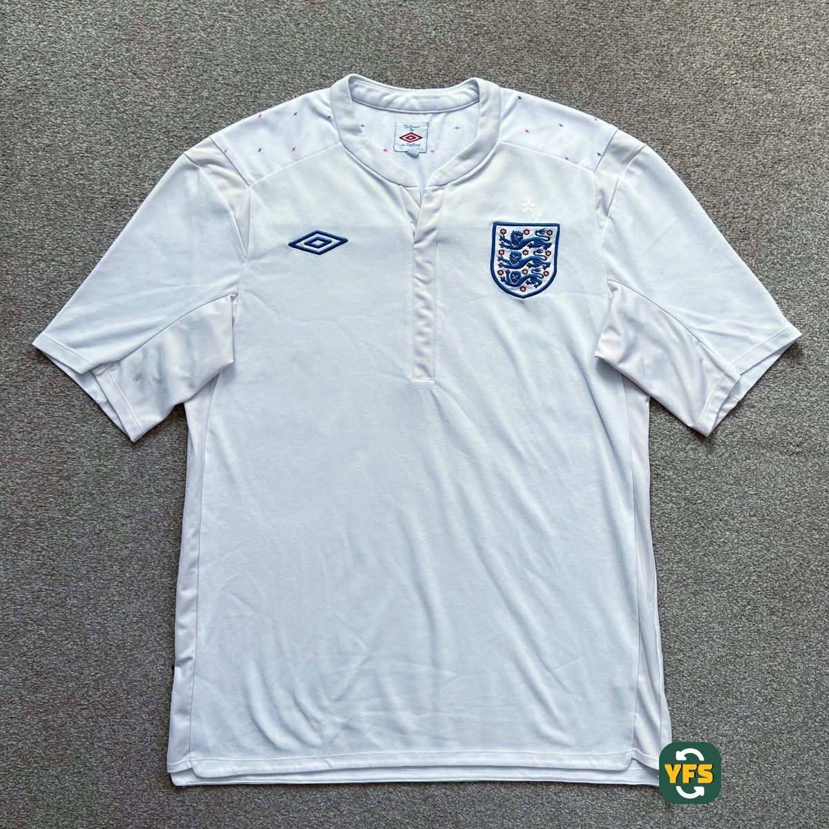 England 2011-2012 Home Store Version Umbro - YourFootballShirt