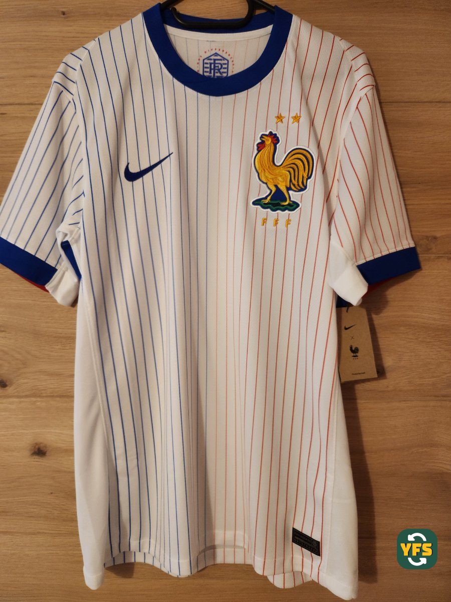 France 2024-2025 Away Store Version Nike - YourFootballShirt - Photo 1