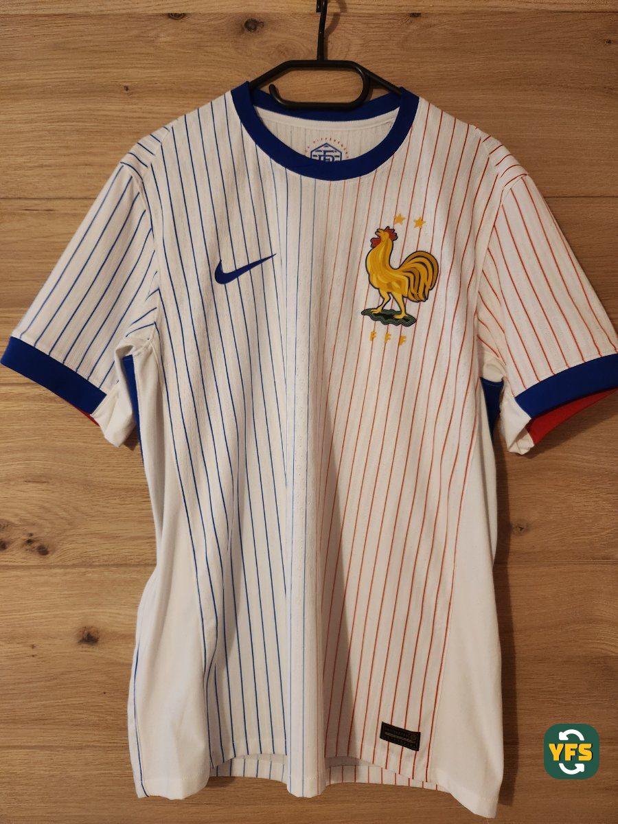 France 2024-2025 Away Pro Version Nike - YourFootballShirt - Photo 1