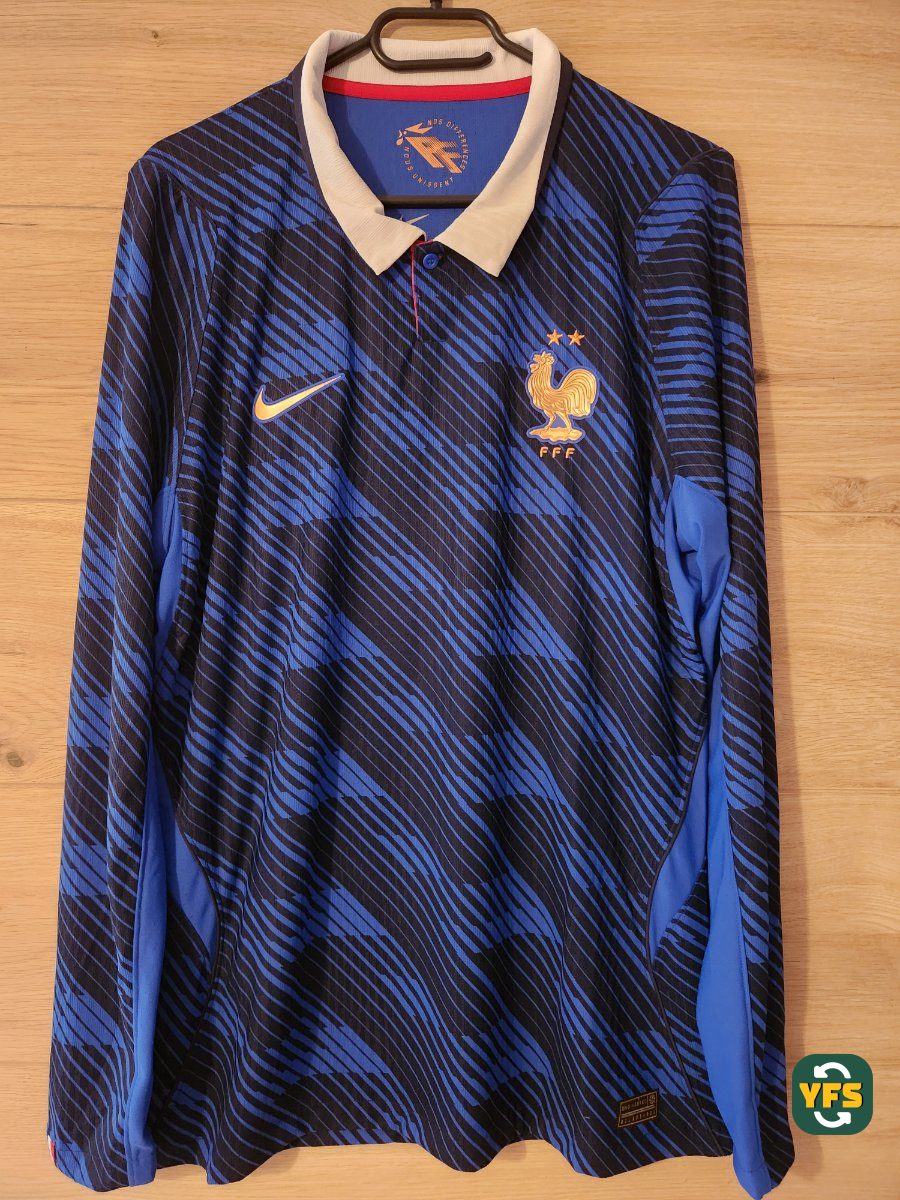 France 2026-2027 Home Issued Nike - YourFootballShirt - Photo 1