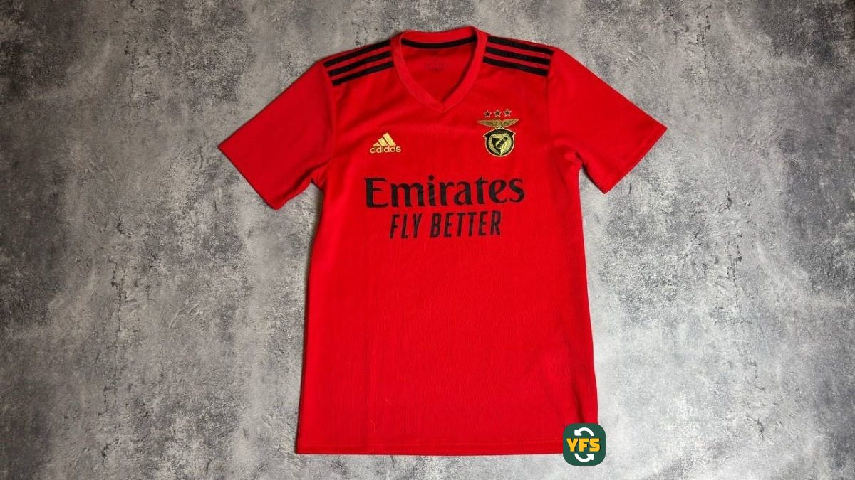 Benfica Lisbon 2020-2021 Home Store Version Adidas - YourFootballShirt - Photo 1