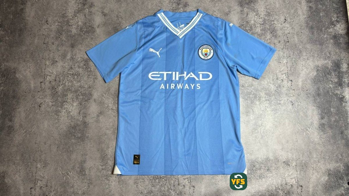 Manchester City 2023-2024 Home Store Version Puma - YourFootballShirt - Photo 1
