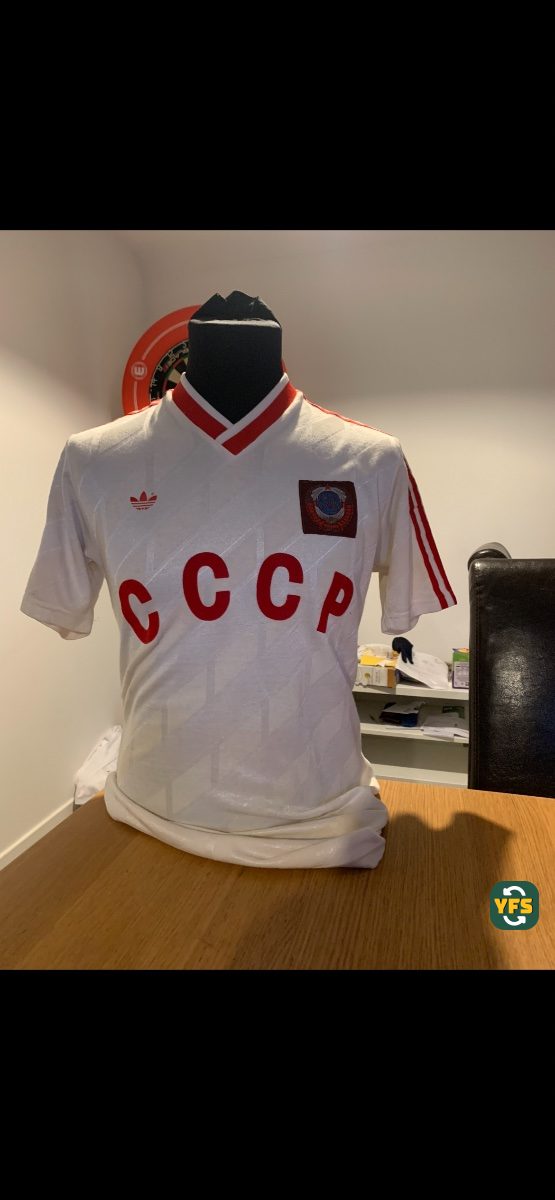 Russia 1989-1990 Away #14