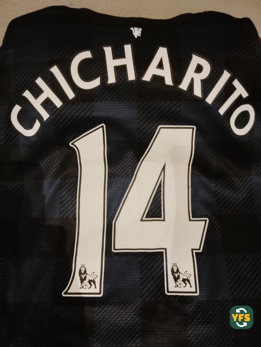 Manchester United 2013-2014 Away Issued Nike - YourFootballShirt - Photo 1