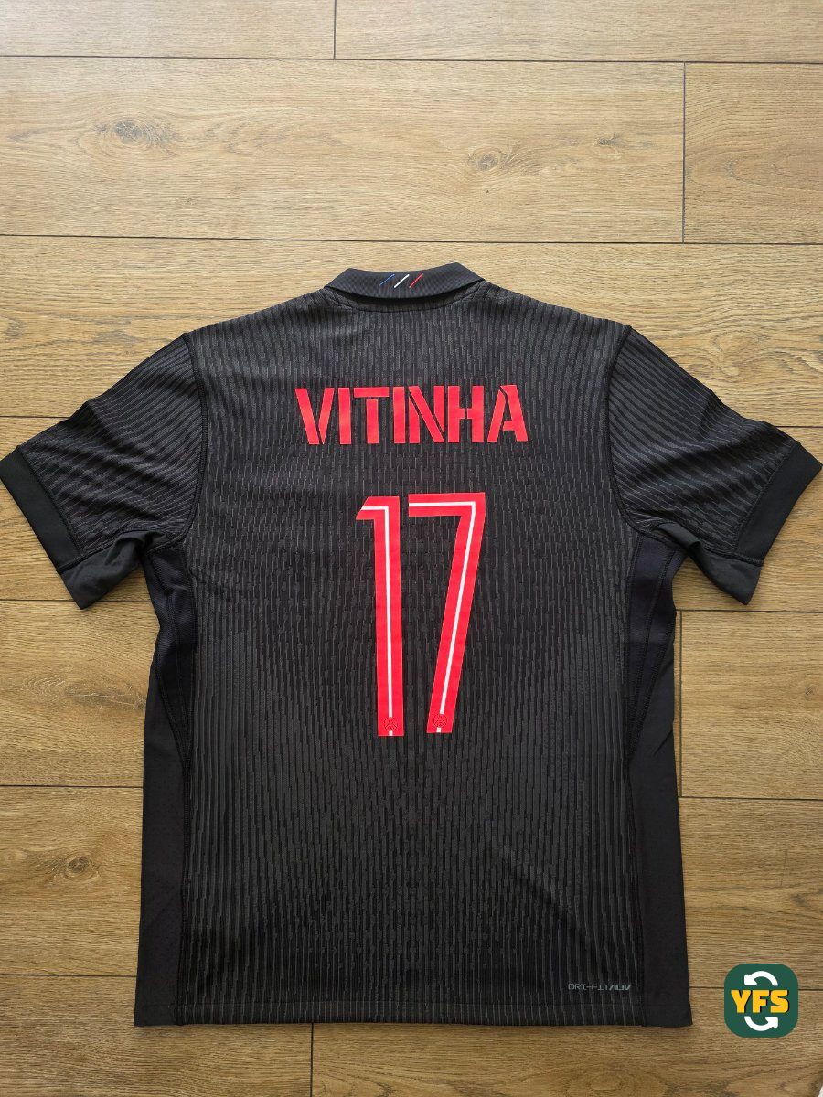 PSG 2025-2026 Fourth Pro Version Jordan - YourFootballShirt - Photo 1