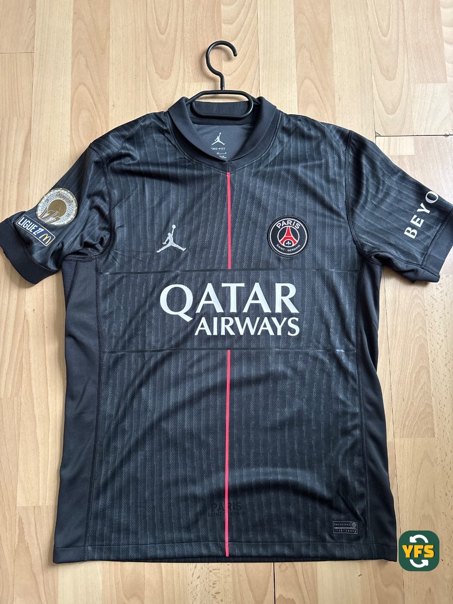 PSG 2025-2026 Fourth Store Version Jordan - YourFootballShirt - Photo 1