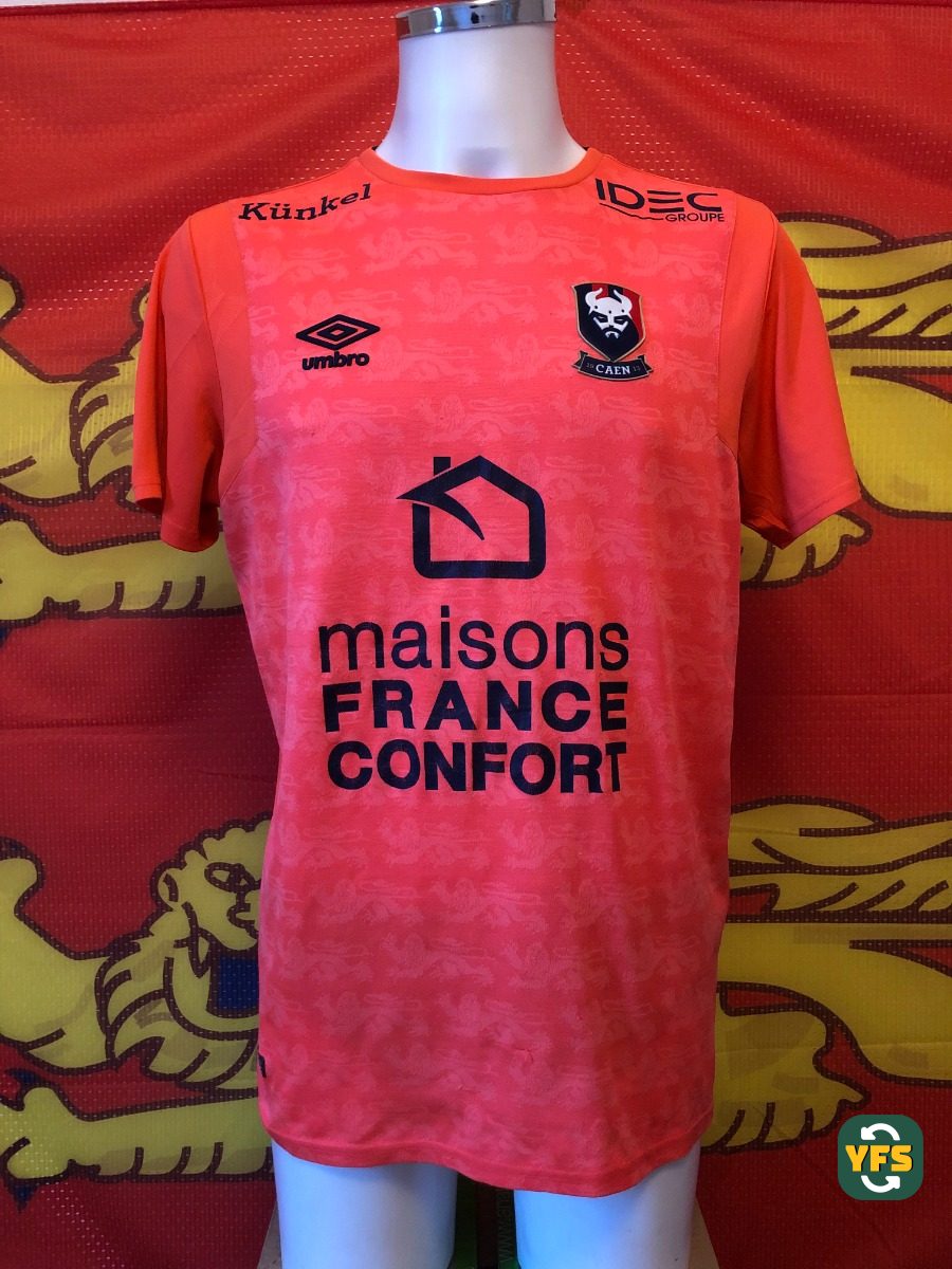 SM Caen 2017-2018 Goalkeeper Store Version Umbro - YourFootballShirt - Photo 1