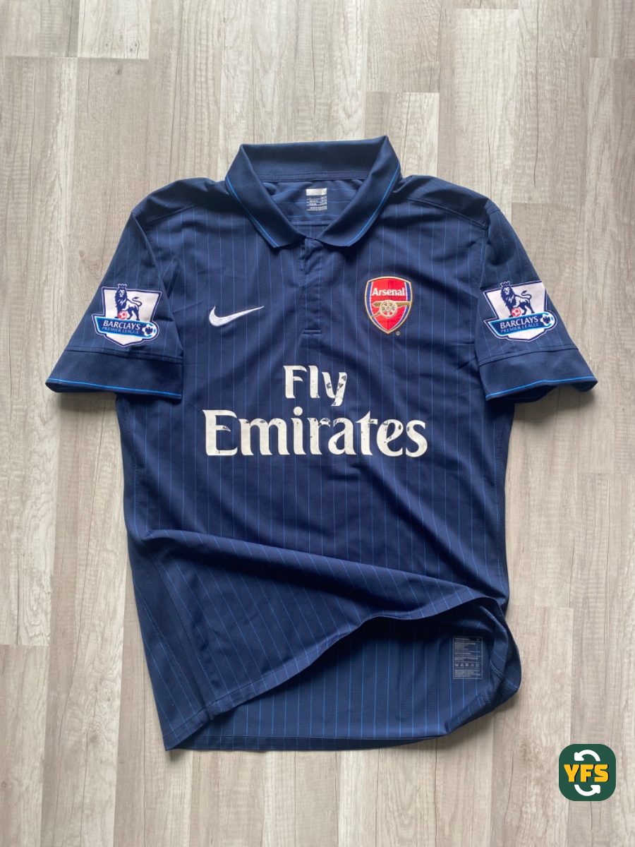 Arsenal 2009-2010 Away Issued Nike - YourFootballShirt - Photo 1