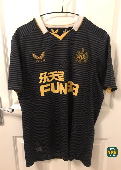 Newcastle United 2021-2022 Away Store Version Castore - YourFootballShirt - Photo 1