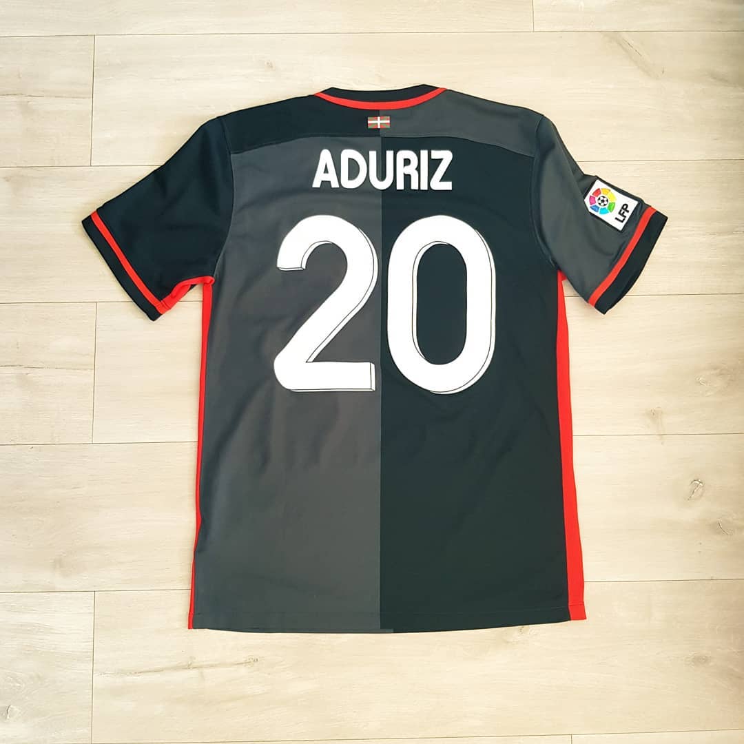 Athletic Bilbao 2015-2016 Away Aduriz #20
