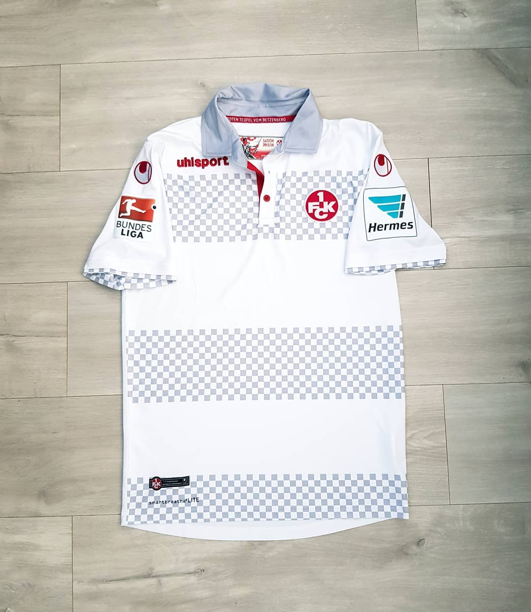 Kaiserslautern 2015-2016 Third
