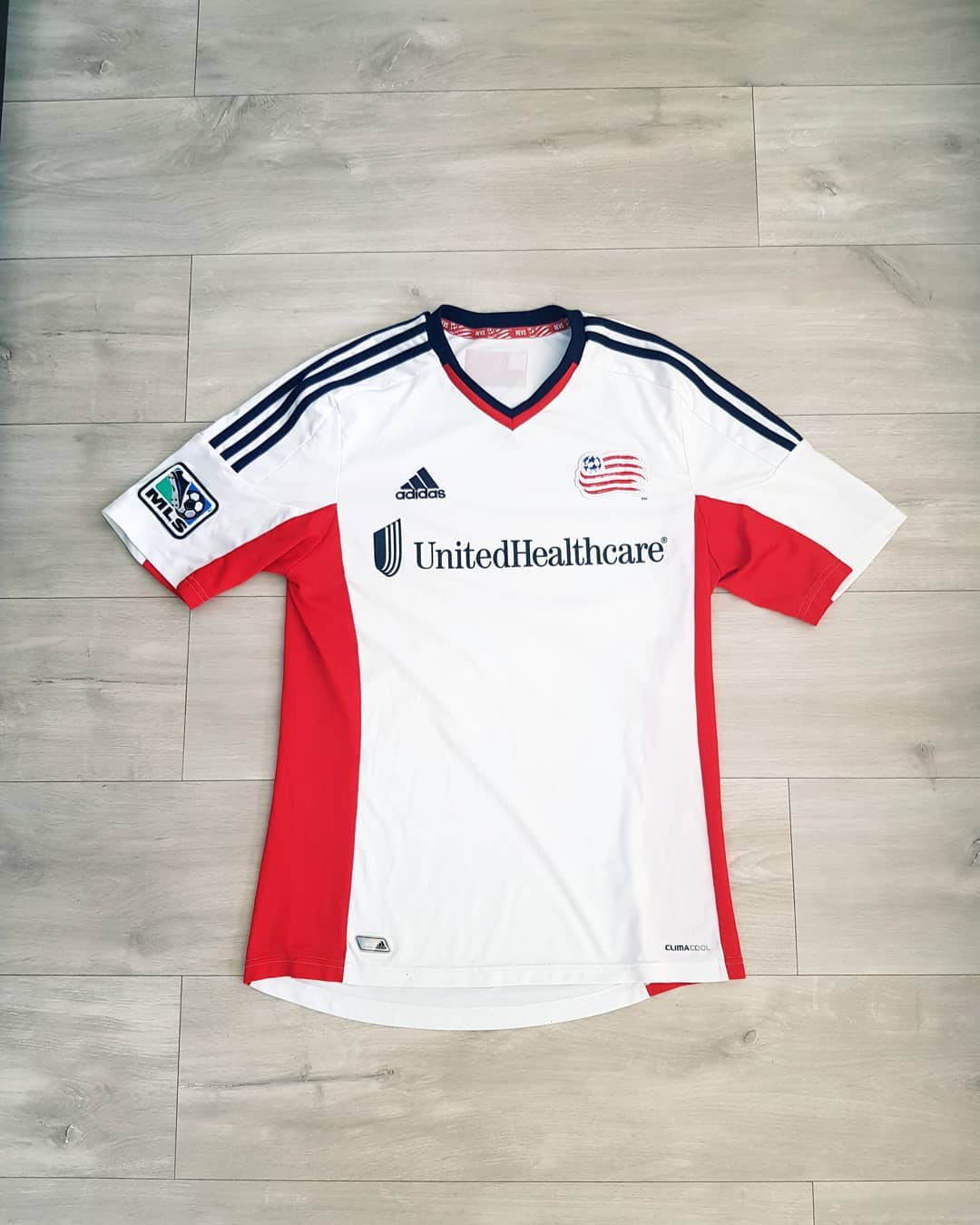 New England Revolution 2011-2012 Away