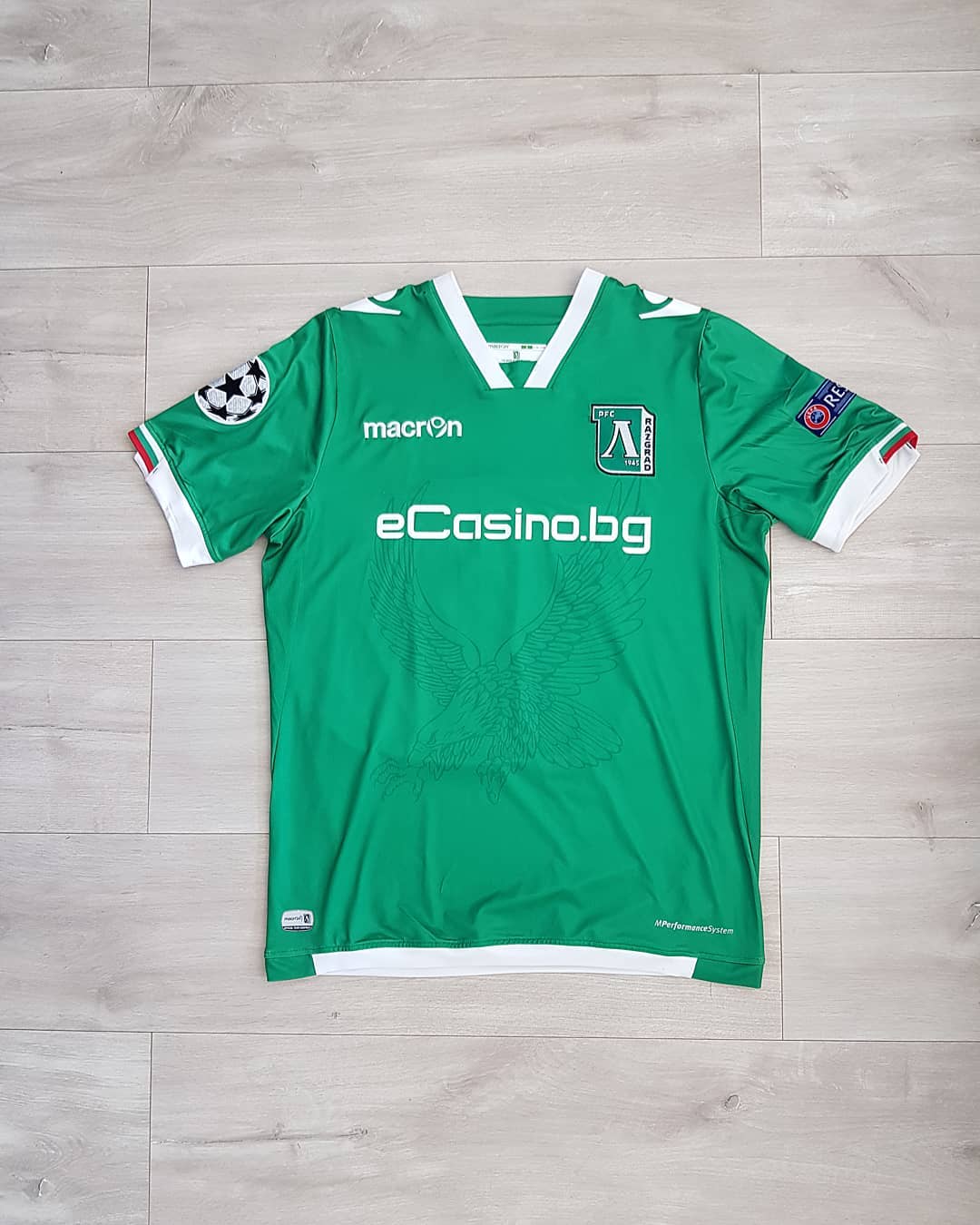 Ludogorets Razgrad 2015-2016 Home Store Version Macron - YourFootballShirt