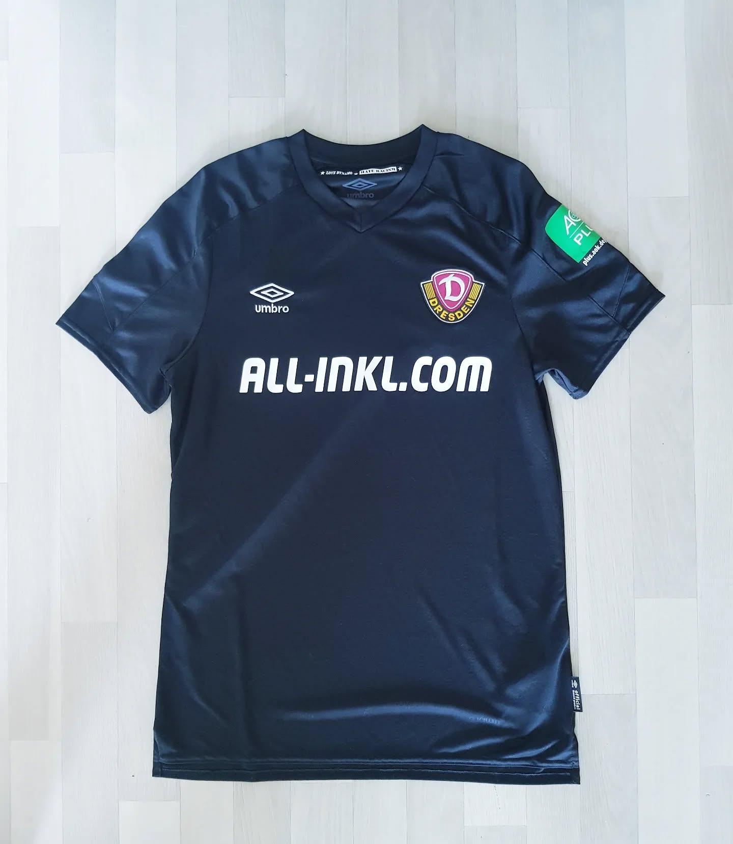 Dynamo Dresden 2021-2022 Away