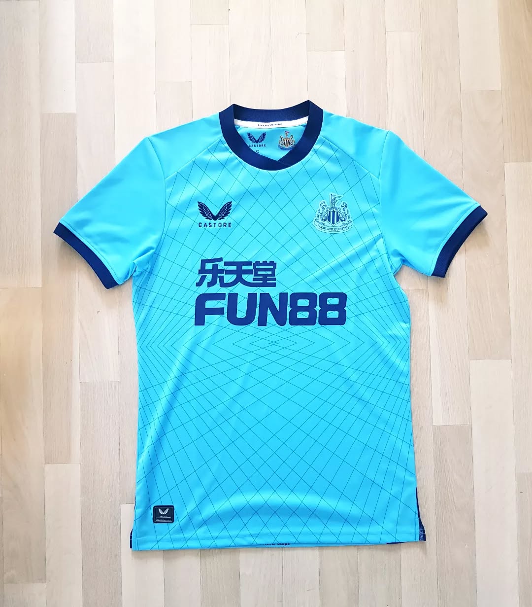 Newcastle United 2021-2022 Third Store Version Castore - YourFootballShirt